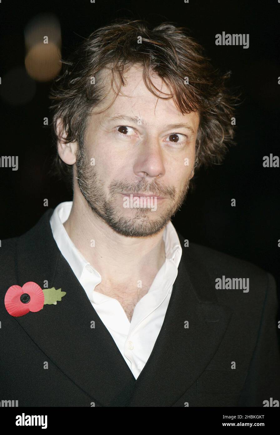 Mathieu Amalric kommt zur Weltpremiere von 'Quantum of Solace' auf dem Odeon Leicester Square, WC2. Stockfoto