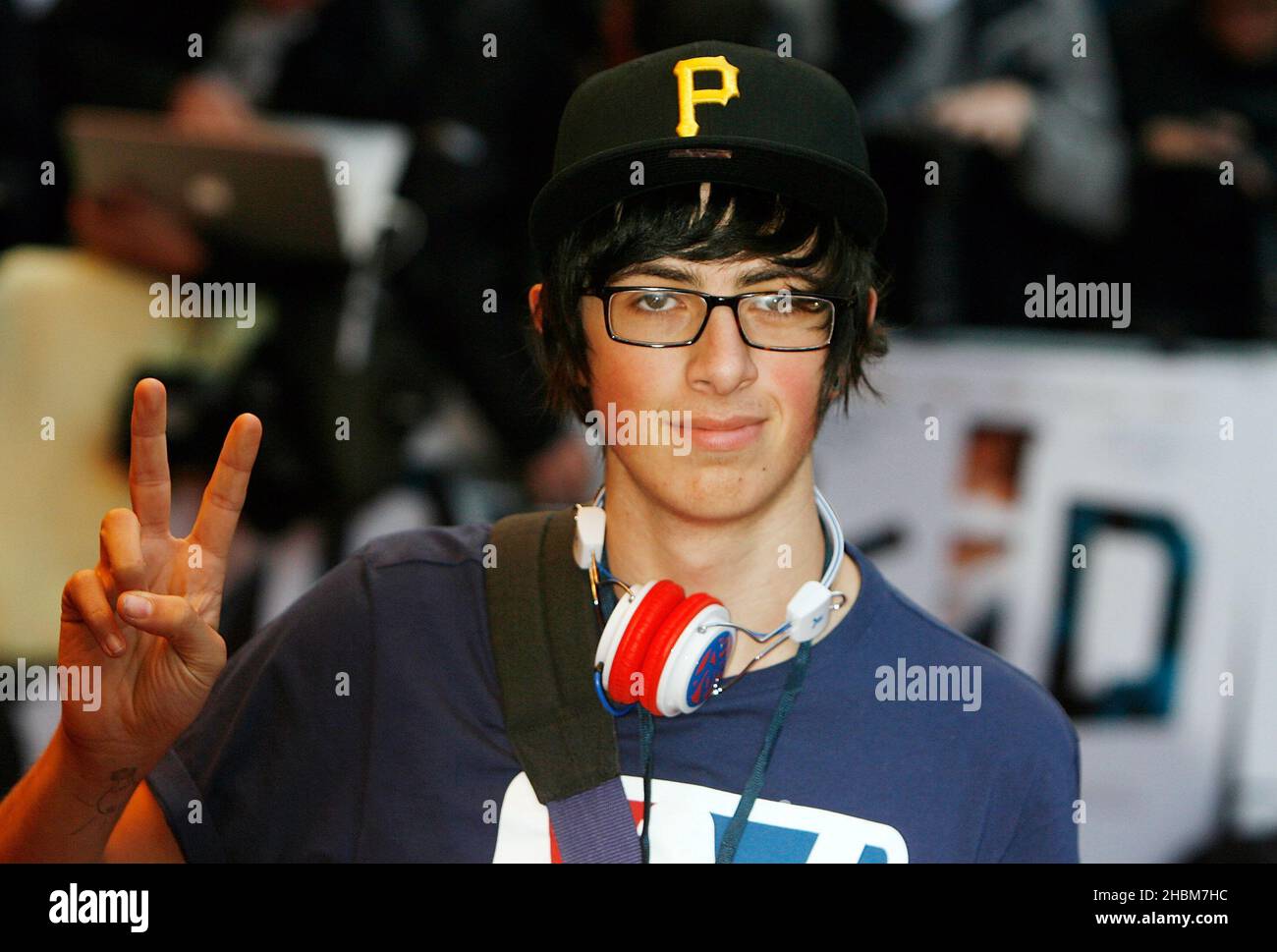 Sam Pepper kommt zur Weltpremiere von The Kid, Odeon West End Cinema, Leicester Square, London. Stockfoto