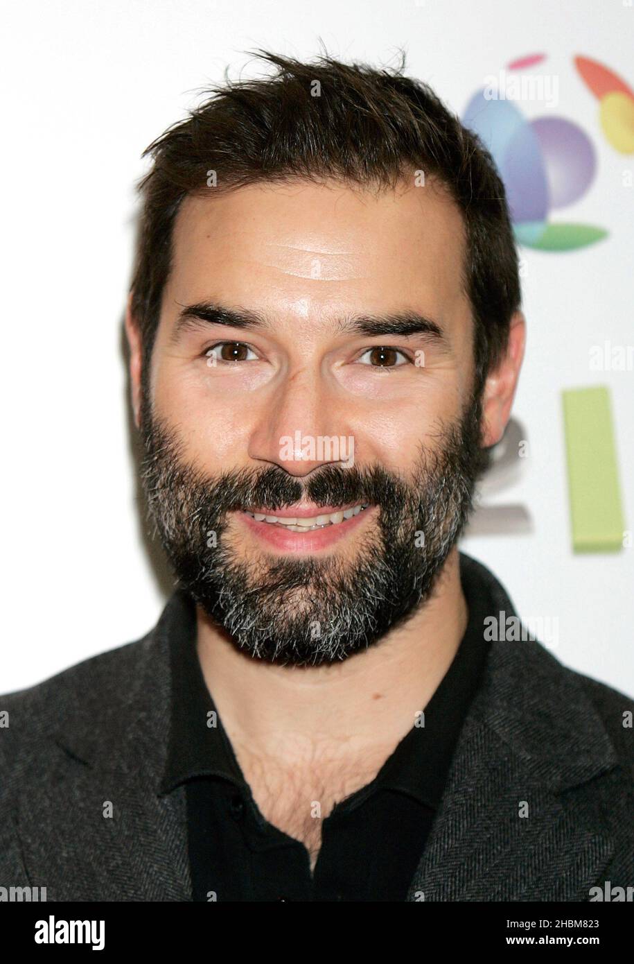 Adam Buxton kommt am 30. September 2010 bei den BT Digital Awards im Roundhouse in London an. Stockfoto