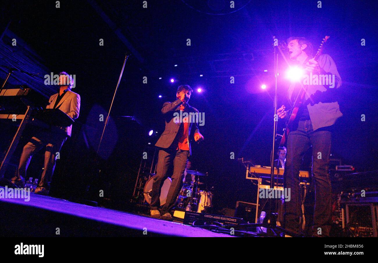 Magne Furuholmen, Morten Harket und Paul Waaktaar-Savoy von der schwedischen Pop Band A-ha treten im Heaven, London, auf Stockfoto