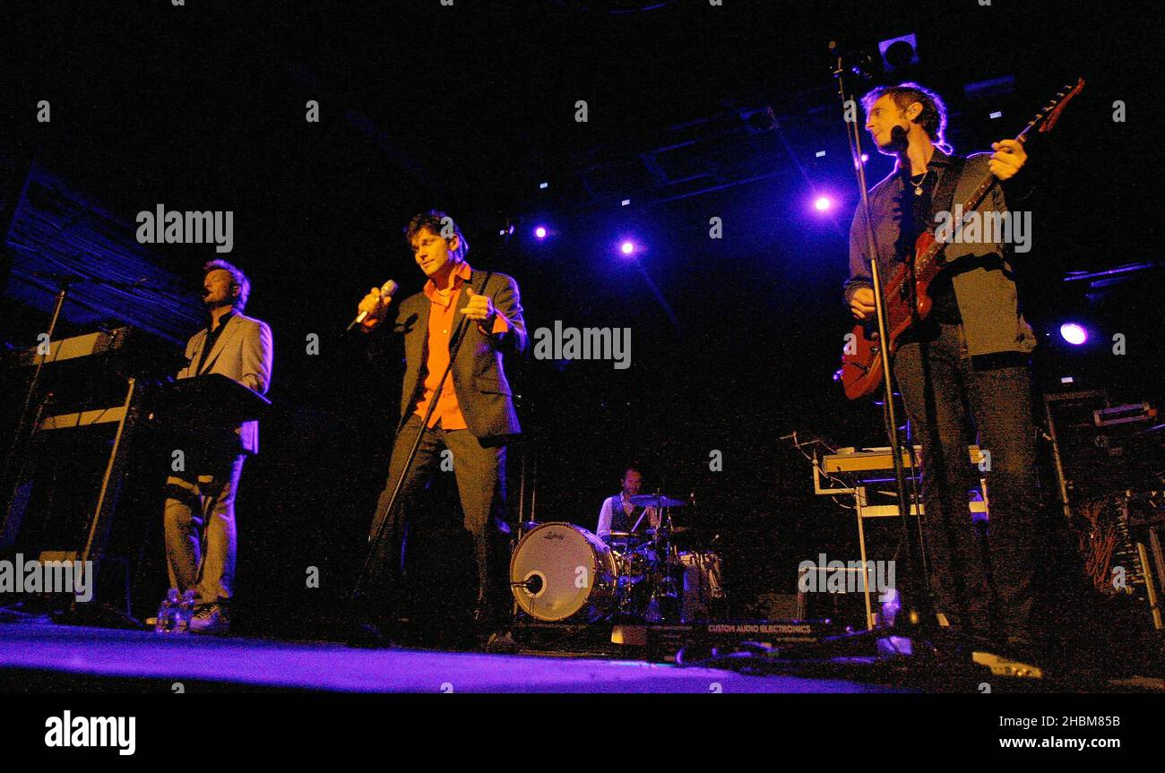 Magne Furuholmen, Morten Harket und Paul Waaktaar-Savoy von der schwedischen Pop Band A-ha treten im Heaven, London, auf Stockfoto
