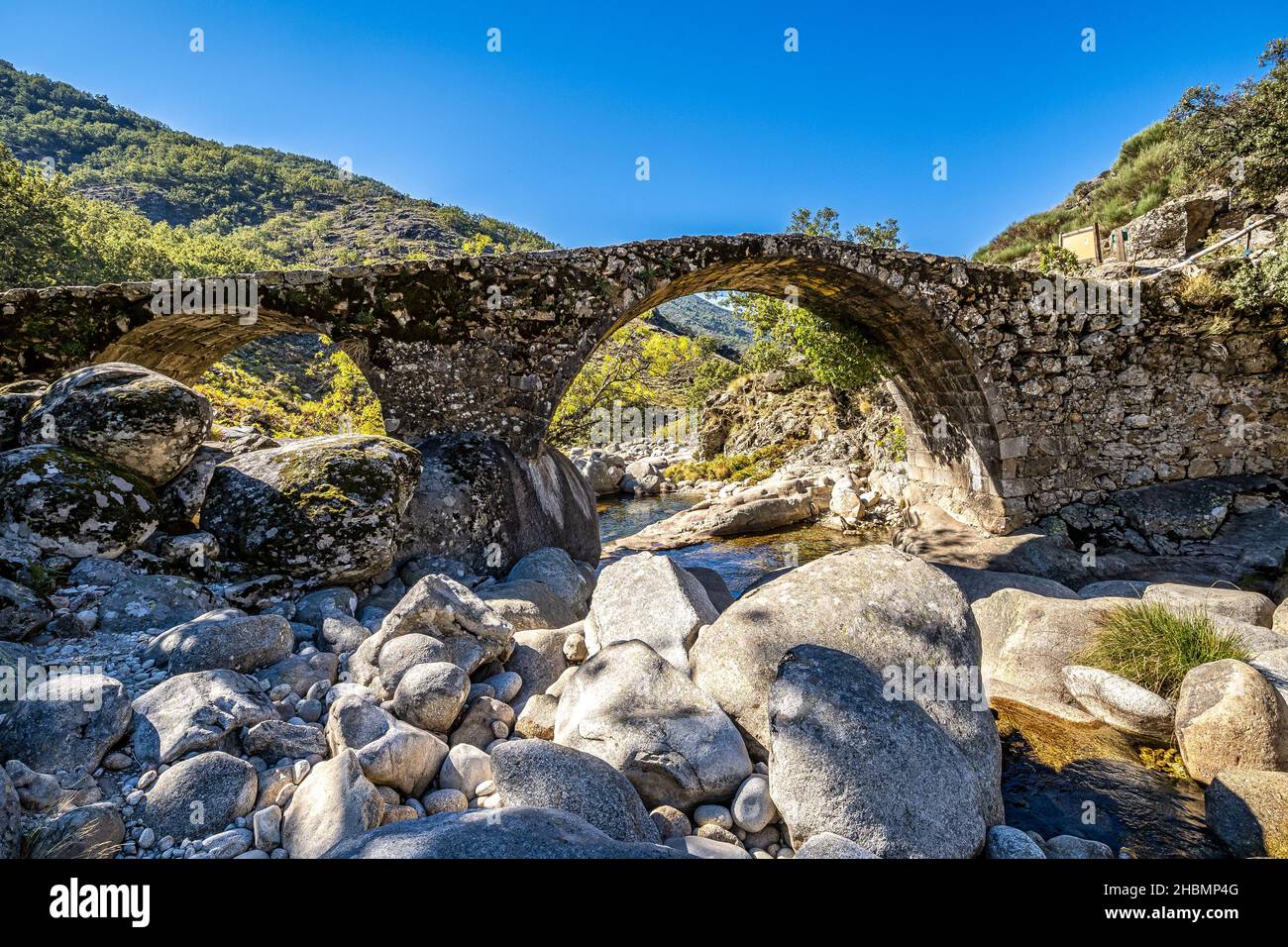 Parque natural de granito garganta Fotos und Bildmaterial in hoher