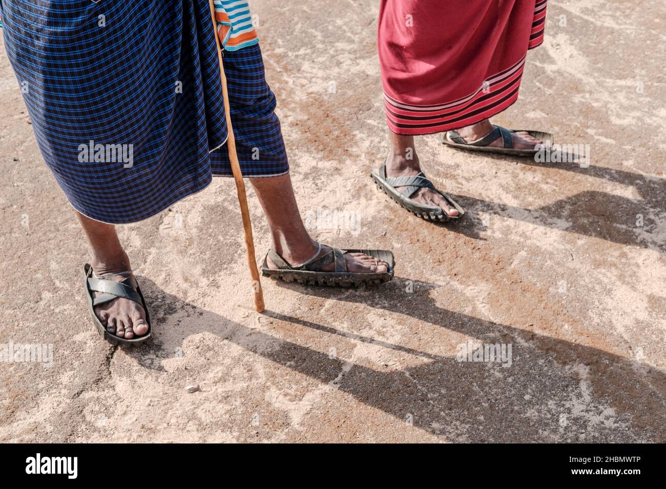 Traditionelle afrikanische sandalen -Fotos und -Bildmaterial in hoher  Auflösung – Alamy