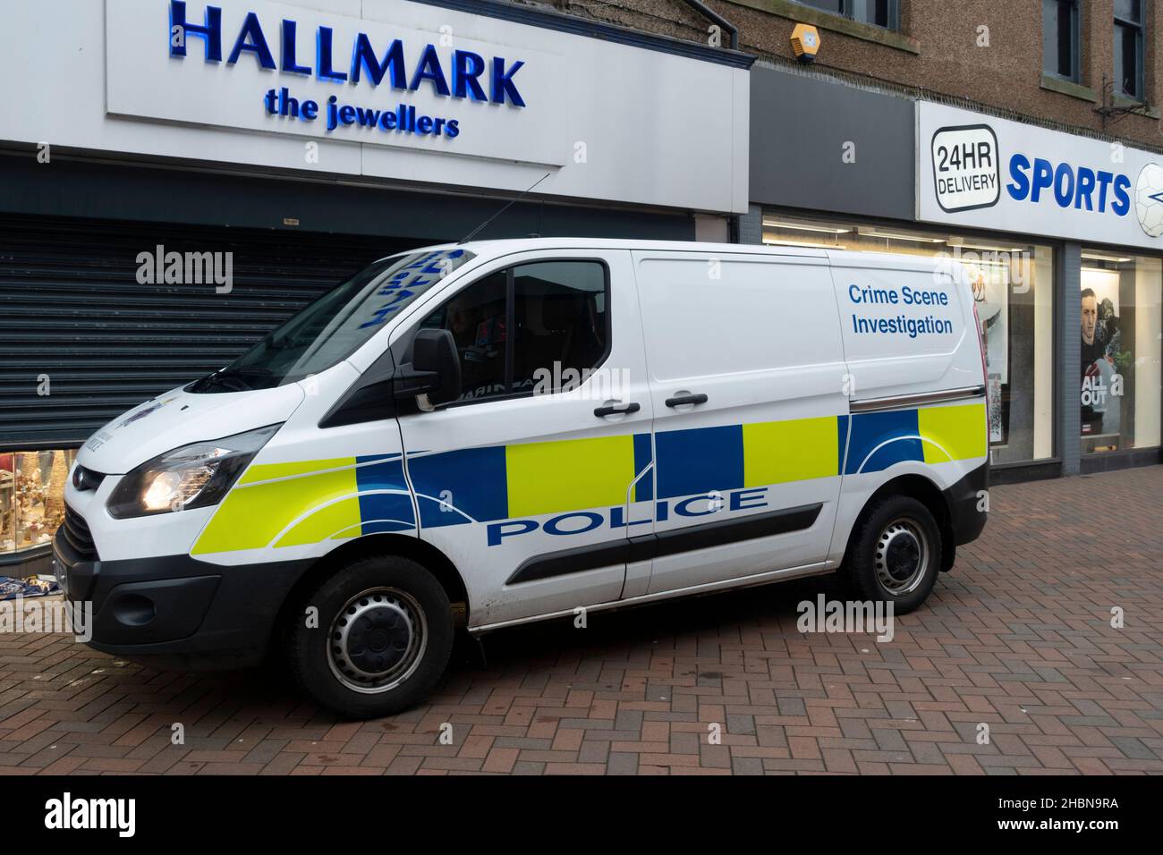 North Yorkshire Police van für Ermittlungen am Tatort CSI bei einer Pause in einem Juweliergeschäft in Redcar Stockfoto