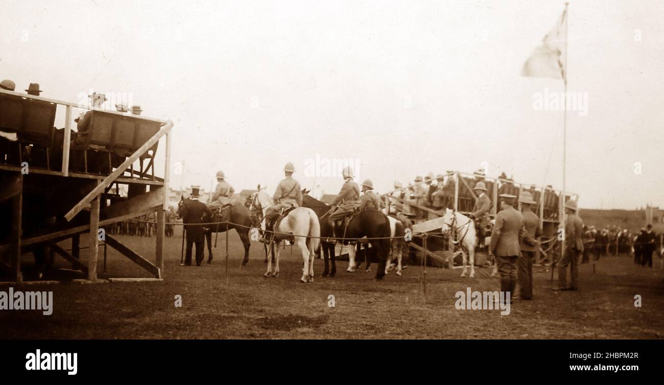 Überprüfung der Freiwilligen der Armee, Shanghai, China, Anfang 1900s Stockfoto