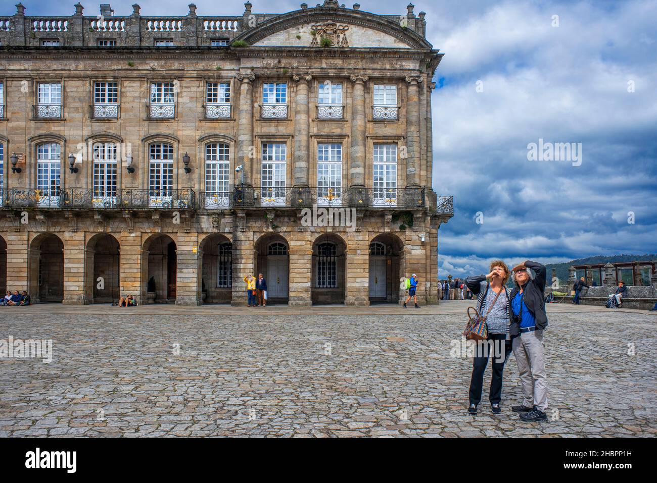 Pazo de Raxoi aka Palacio de Rajoy neoklassizistischer Palast in Praza do Obradoiro, Santiago de Compostela, Galicien, Spanien, Europa Stockfoto