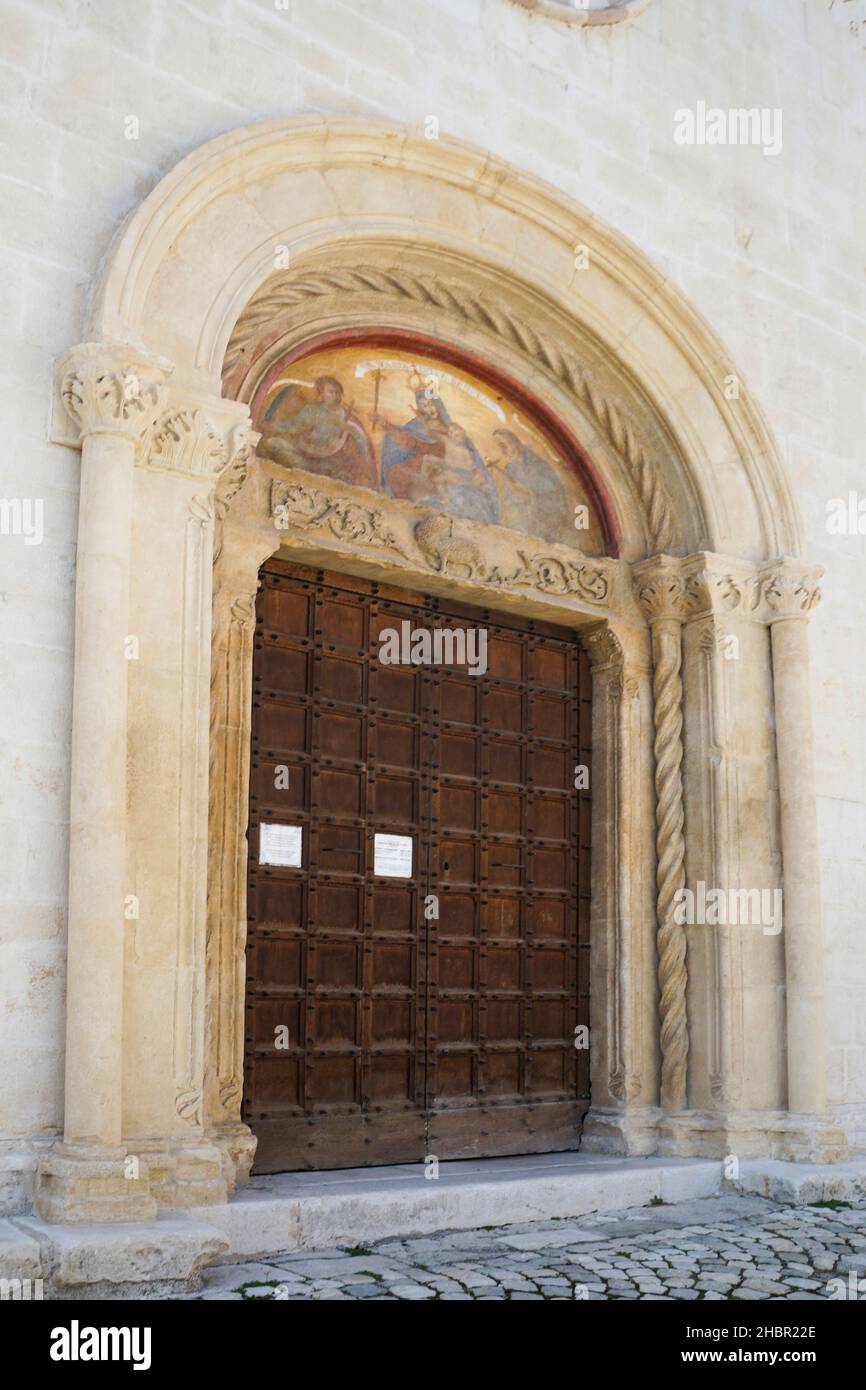 Kirche von San Vito, Fassade, L'Aquila, Abruzzen, Italien, Europa Stockfoto