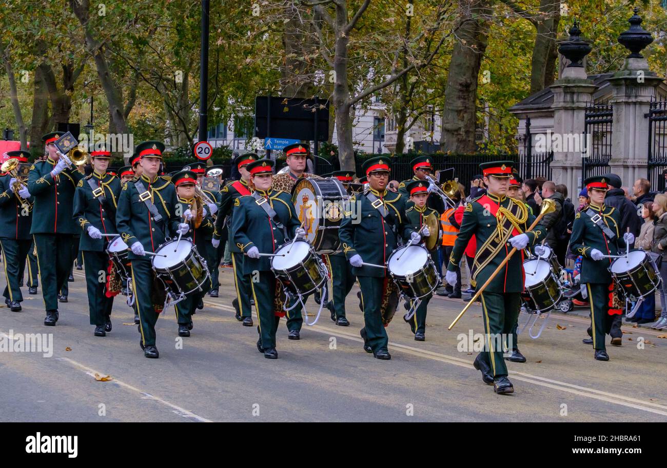 Romford Drum & Trumpet Corps marschieren in der Lord Mayor’s Show 2021, London, England. Stockfoto