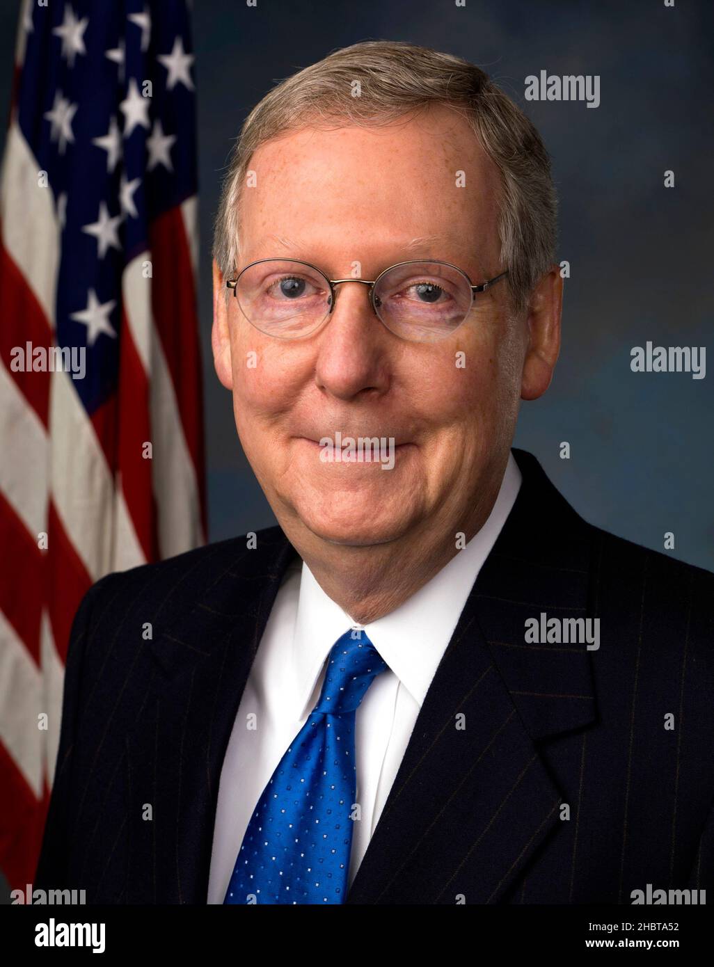 Offizielles Porträt des Senators der Vereinigten Staaten Mitch McConnell (R-KY) ca. 2011 Stockfoto