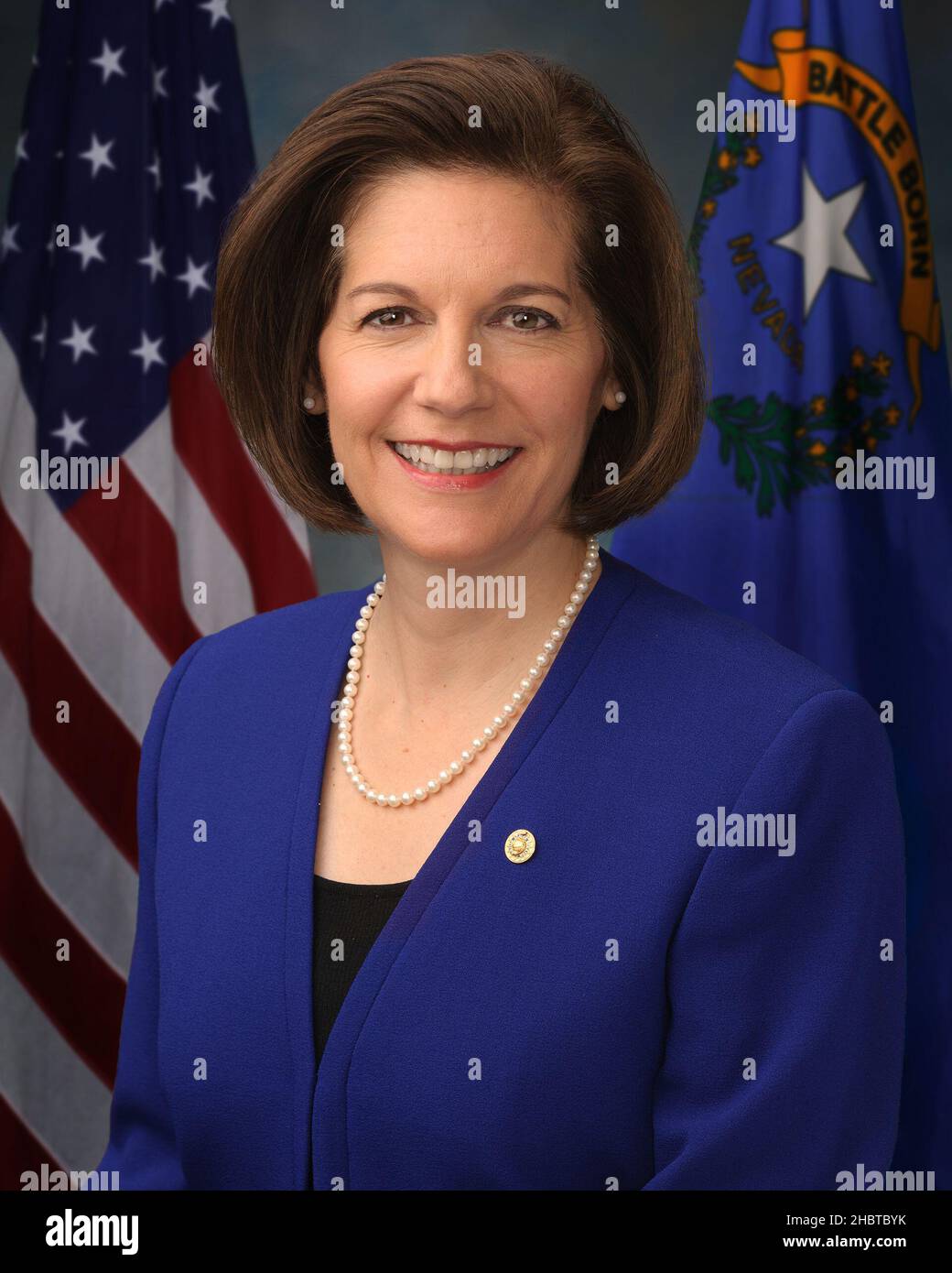 Offizielles Porträt von Senatorin Catherine Cortez Masto (D-Nevada) ca. 9. Januar 2017 Stockfoto