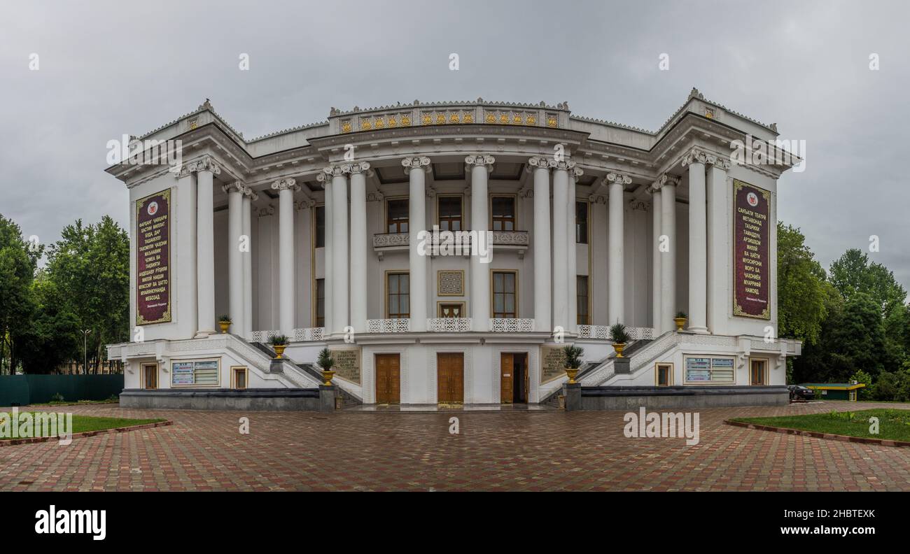 DUSCHANBE, TADSCHIKISTAN - 16. MAI 2018: Ayni Oper und Ballett-Theater in Duschanbe, Hauptstadt Tadschikistans Stockfoto