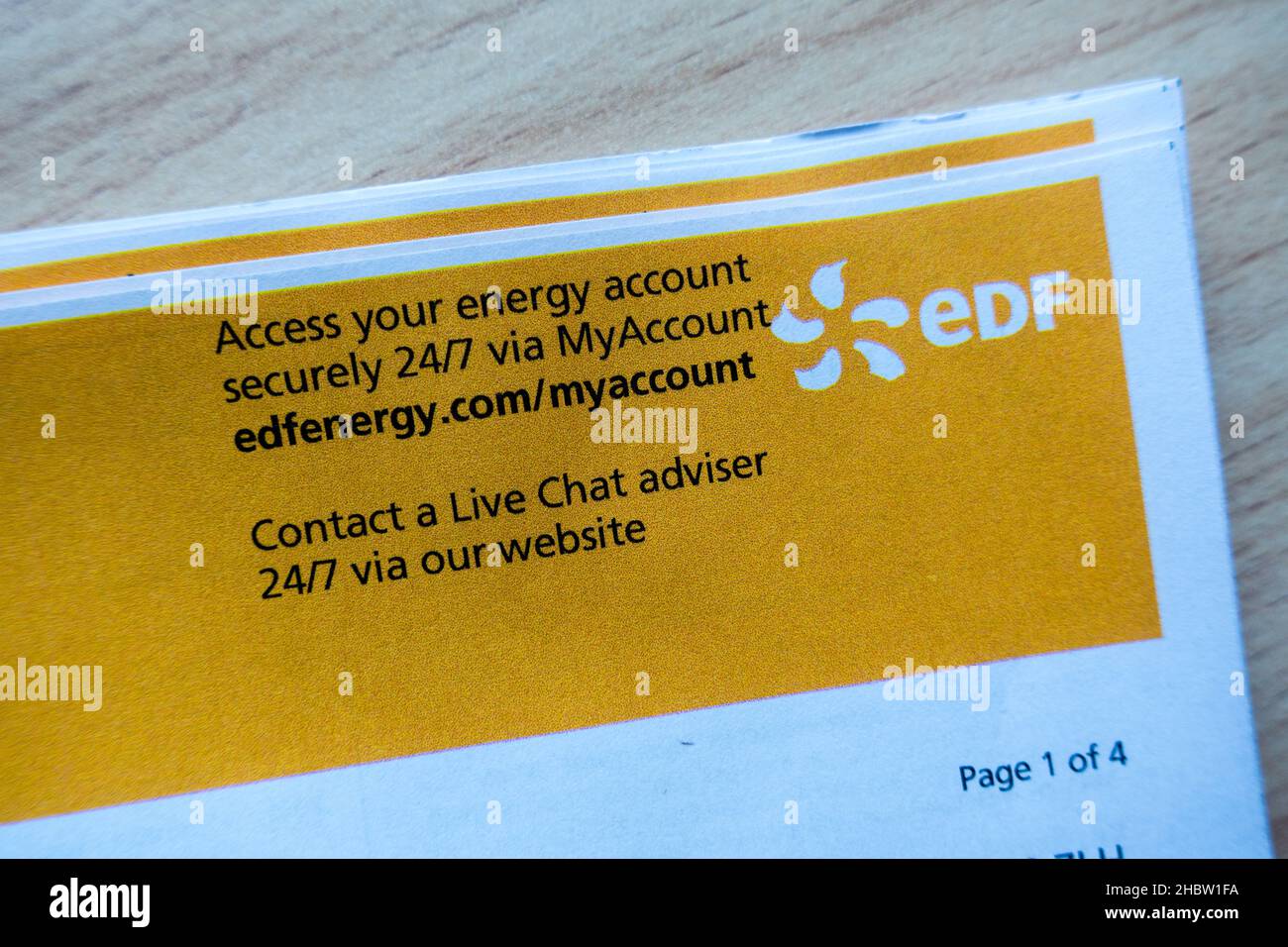 Ein EDF-Briefkopf mit Logo und Kontaktdaten einschließlich Website-Adresse Stockfoto