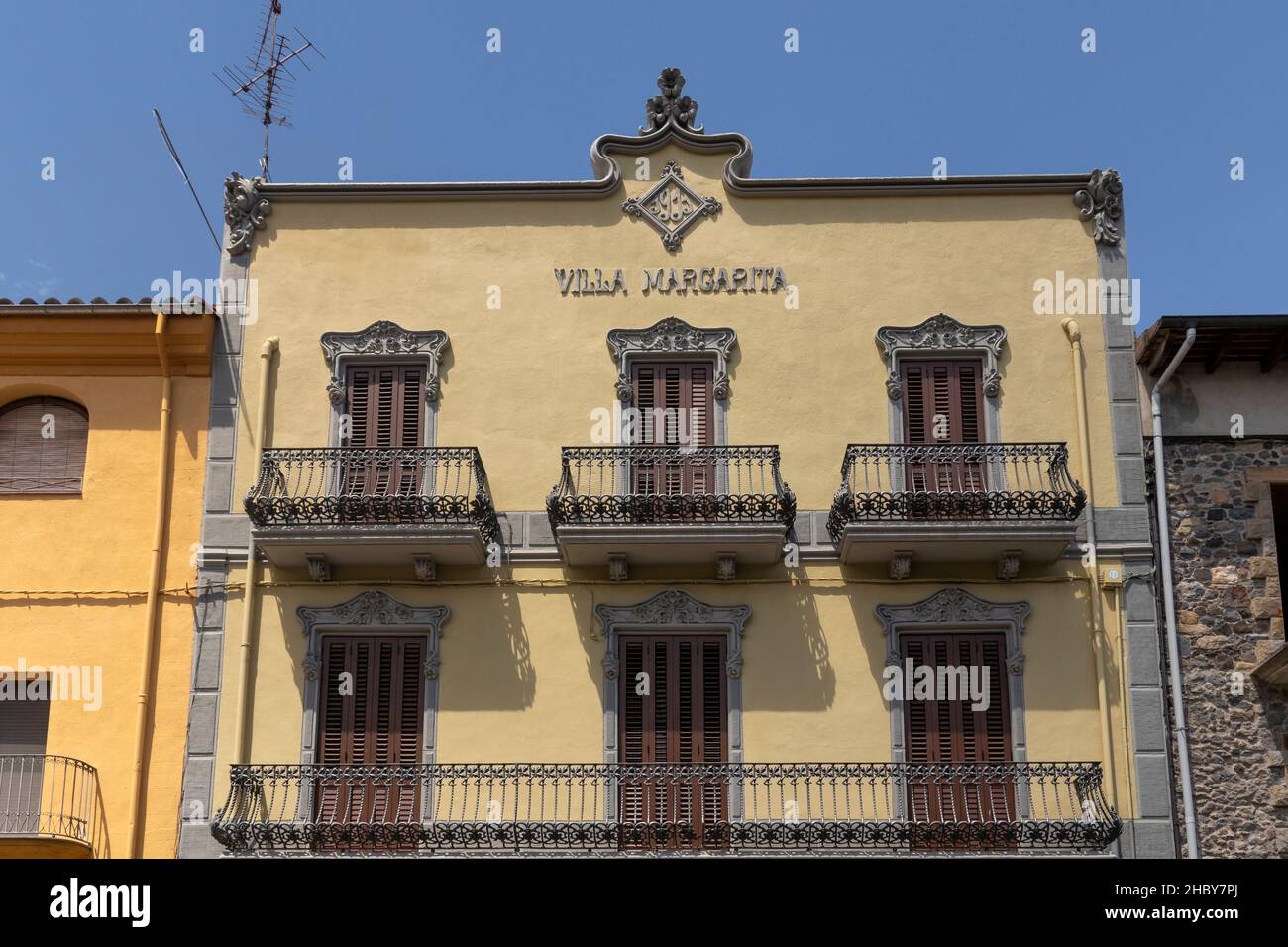 Altes Haus in girona in der Stadt castellfollit de la roca Stockfoto