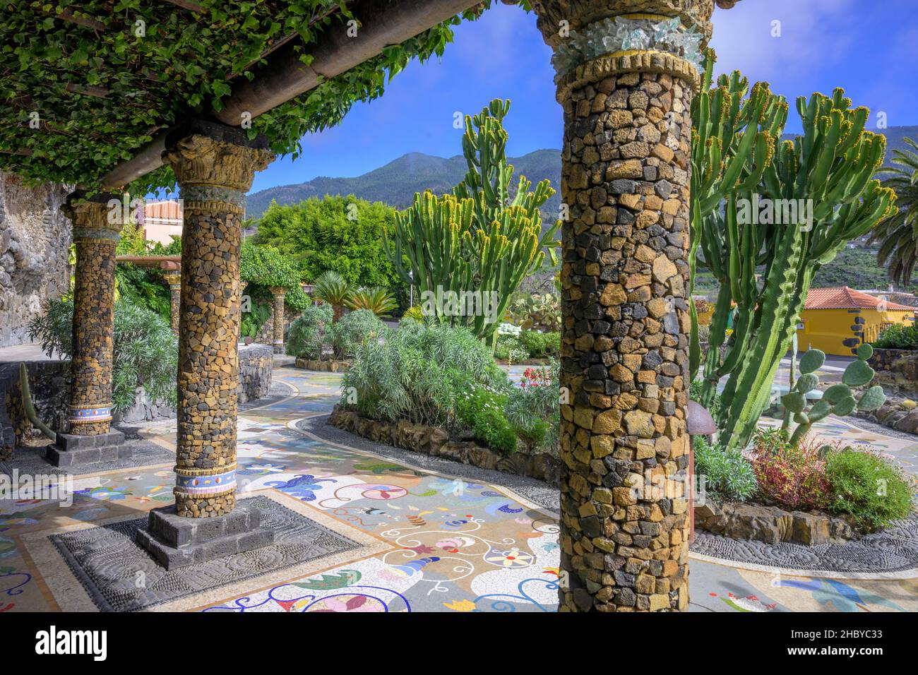 Plaza de la Glorieta entworfen von Luis Morera, Las Manchas, Las Manchas, La Palma, Spanien Stockfoto