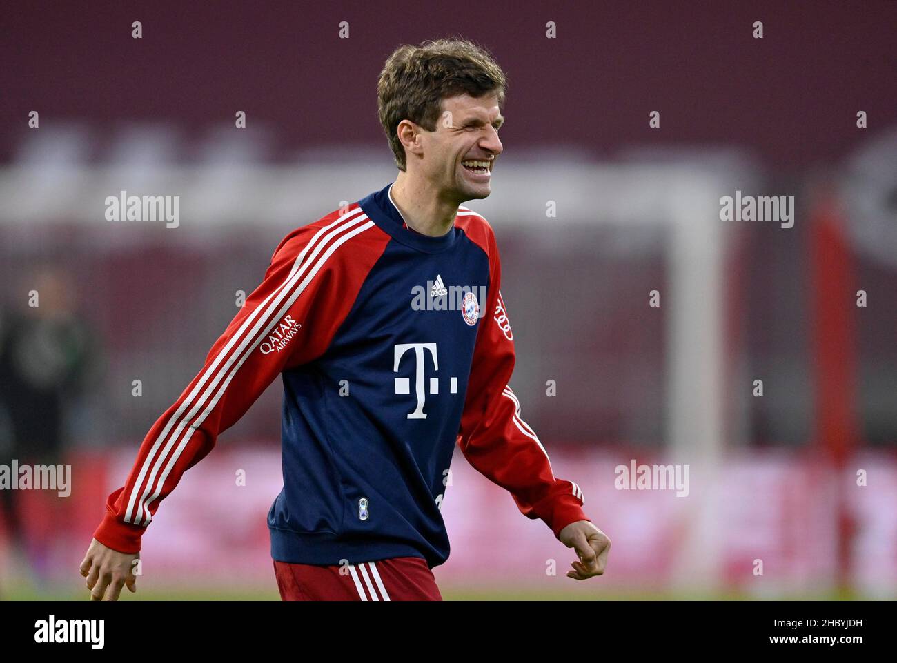 Gute Laune mit Thomas Müller FC Bayern München FCB 25, Allianz Arena, München, Deutschland Stockfoto