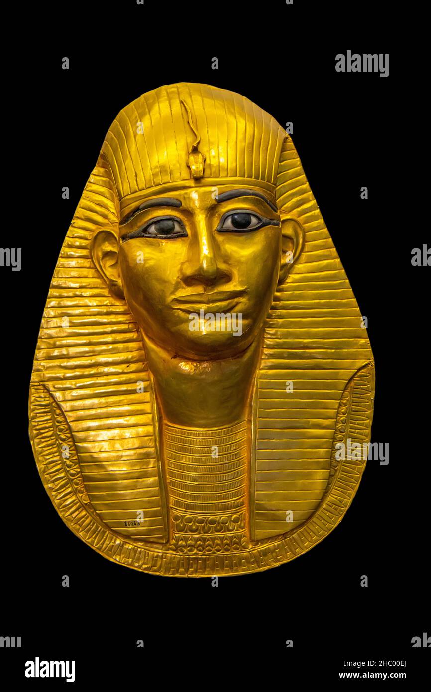 Sargmaske des Amenemope im Kairoer Museum - Amenemope war einer von drei späten Pharaonen der antiken Stadt Tanis Stockfoto