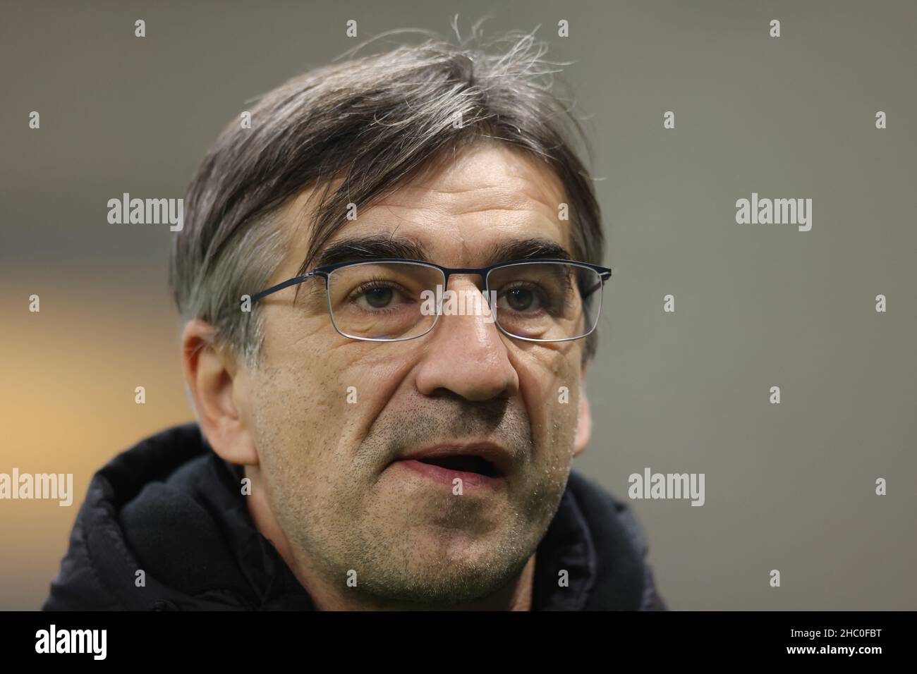 Mailand, Italien, 22nd. Dezember 2021. Ivan Juric Cheftrainer des FC Turin reagiert vor dem Spiel der Serie A in Giuseppe Meazza, Mailand. Bildnachweis sollte lauten: Jonathan Moscrop / Sportimage Stockfoto