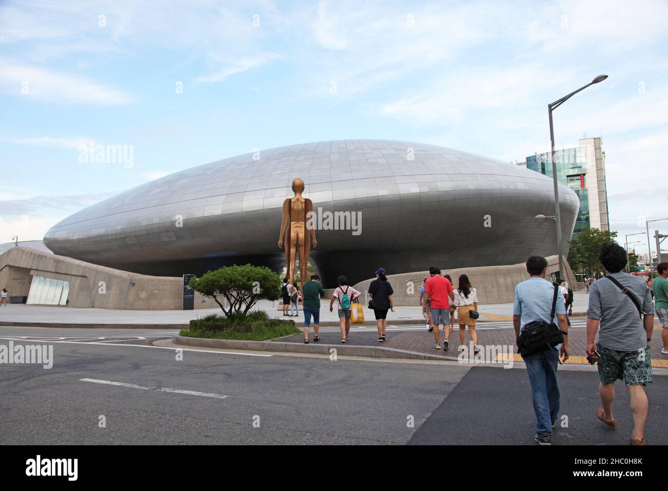 Dongdaemun Design Plaza (DDP) in Seoul, Südkorea. Stockfoto