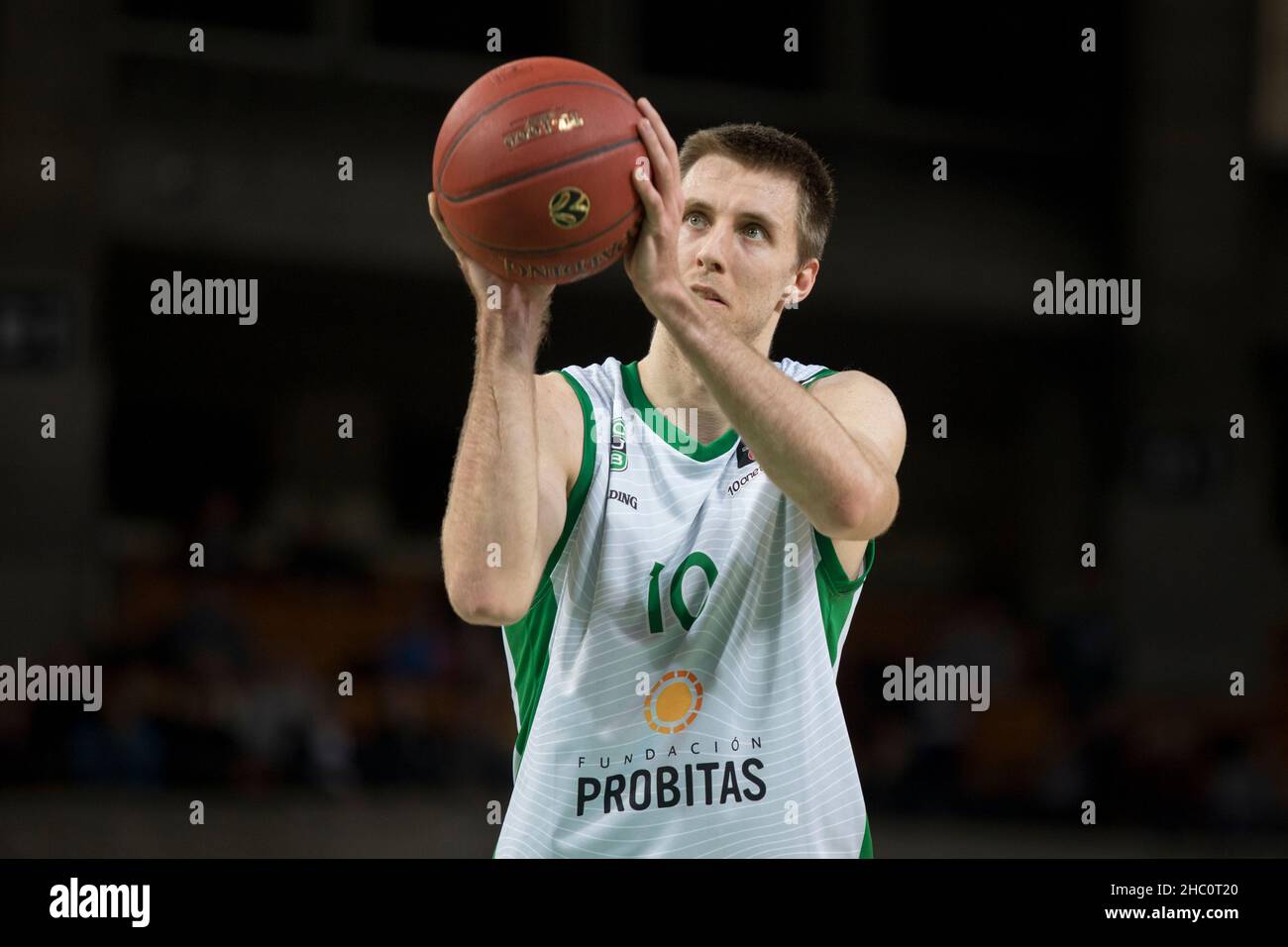 Breslau, Polen, 22nd. Dezember 2021. EUROCUP 7days: WKS Slask Wroclaw gegen Joventut Badalona in der Centennial Hall. Im Bild: Vladimir Brodziansky © Piotr Zajac/Alamy Live News Stockfoto