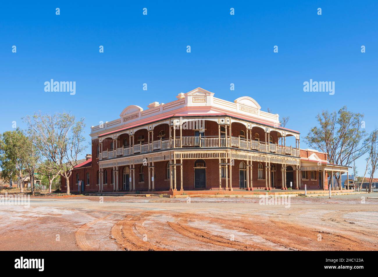 Blick auf das Historic State Hotel, erbaut 1903, Gwalia, in der Nähe von Leonora, Westaustralien, WA, Australien Stockfoto