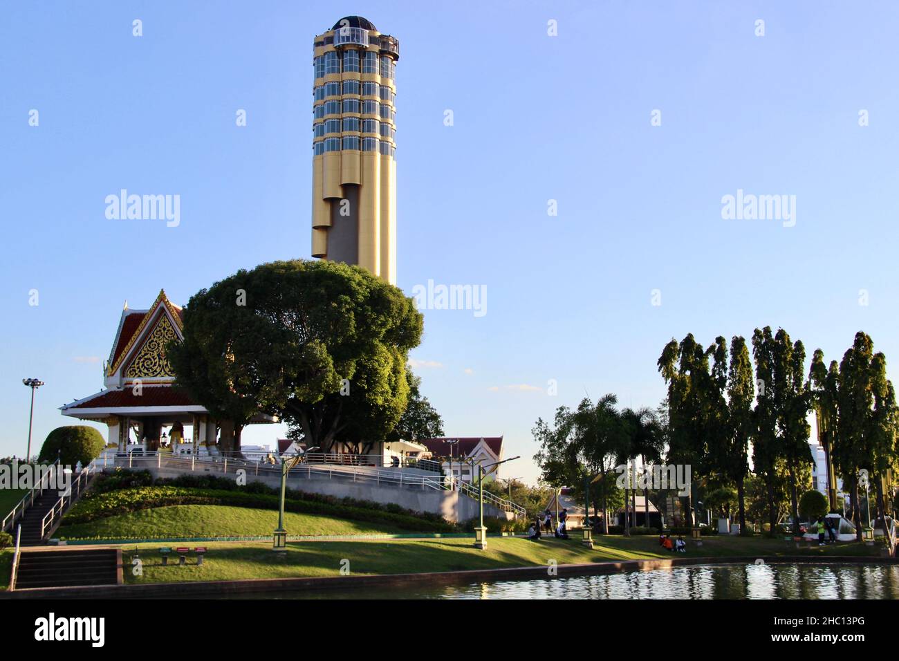 Fotografische Aufnahmen aus dem Nordosten Thailands, aufgenommen in buddhistischen Tempeln in und um ROI et, der kulturellen Hauptstadt Isaans. Stockfoto