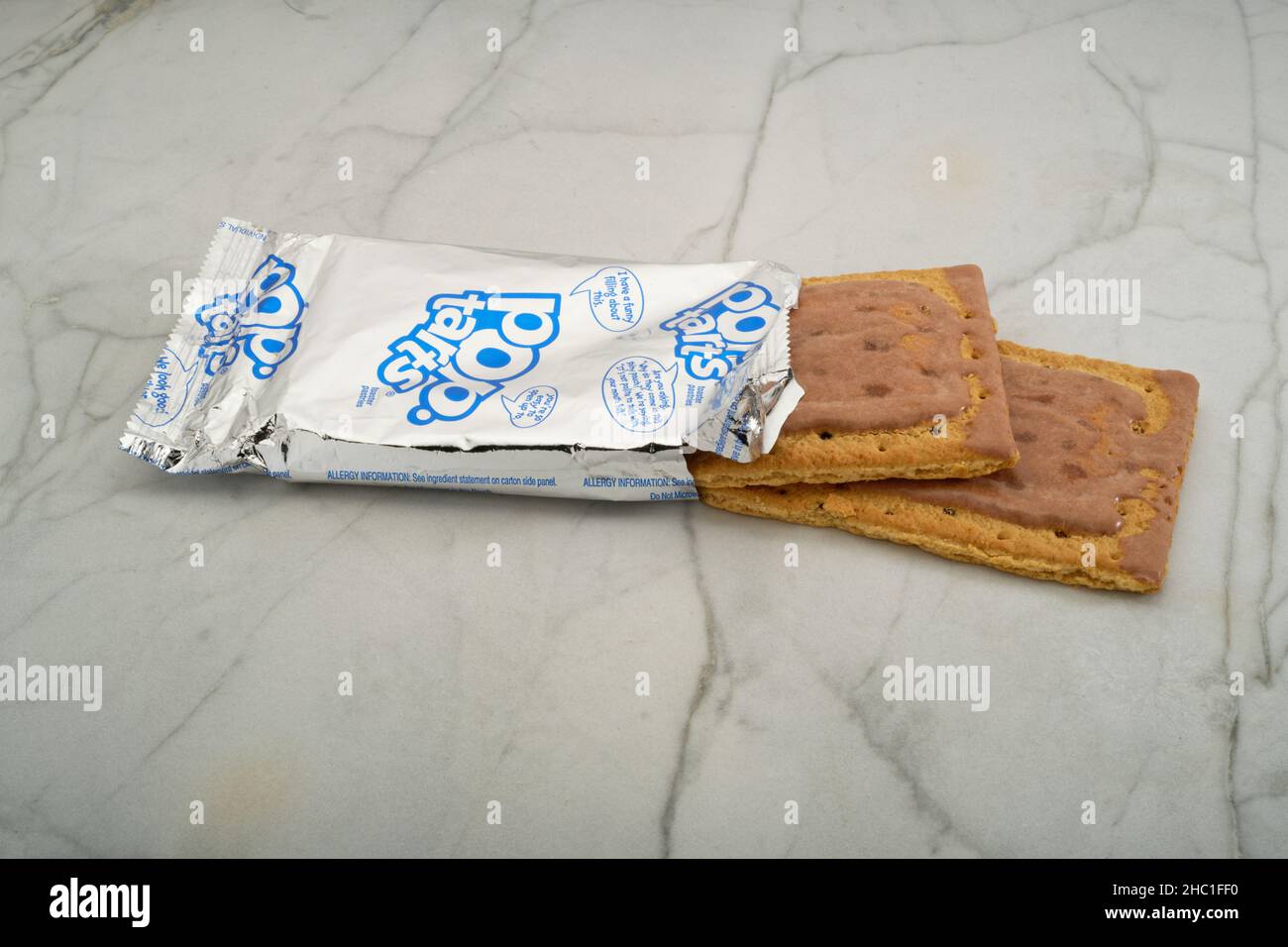 Kelloggs Pop-Törtchen. Pop Tart Food kommt aus der Packung. Toaster-Gebäck. Stockfoto