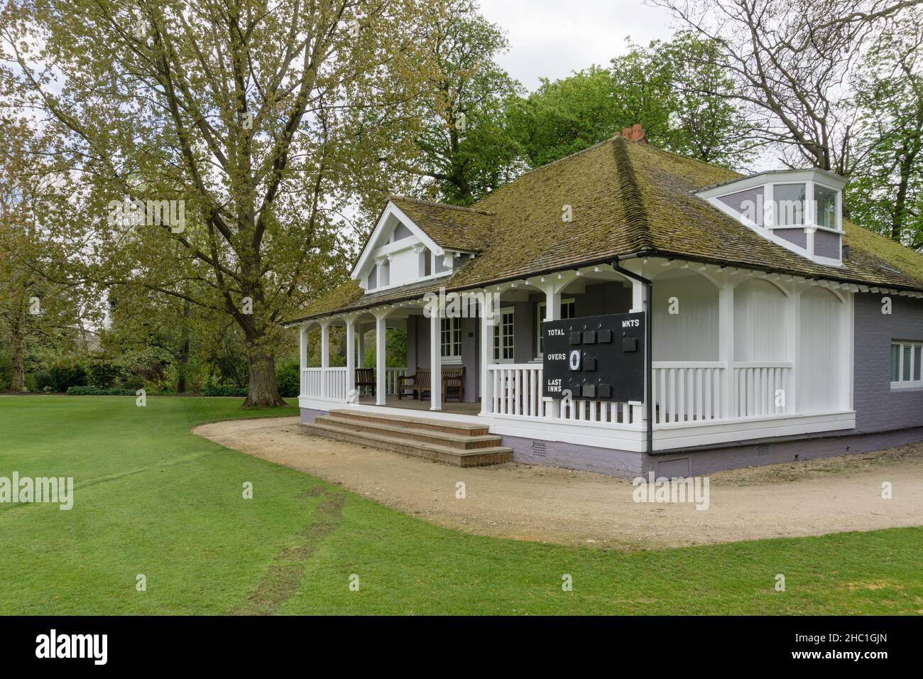 Sportpavillon auf einem Spielfeld, Worcester College, University of Oxford, Oxford, Großbritannien Stockfoto