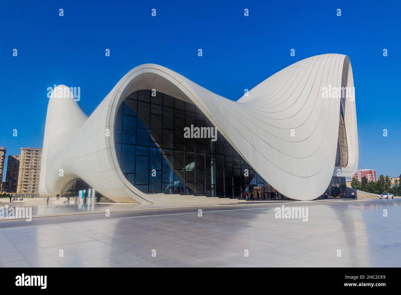 BAKU, ASERBAIDSCHAN - 19. JUNI 2018: Heydar Aliyev Kulturzentrum in Baku, Aserbaidschan Stockfoto