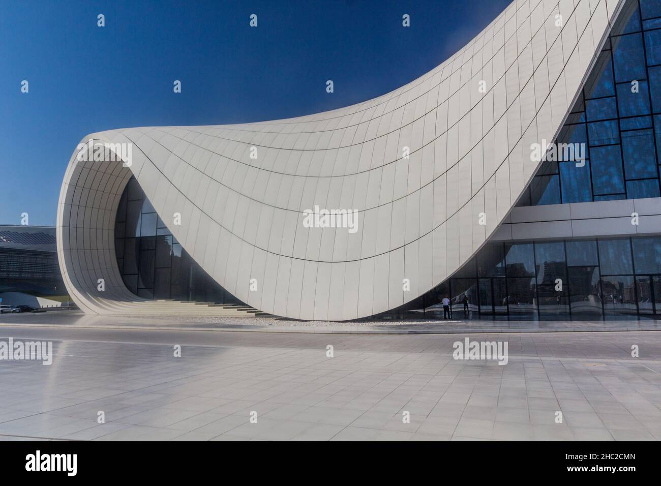 BAKU, ASERBAIDSCHAN - 19. JUNI 2018: Heydar Aliyev Kulturzentrum in Baku, Aserbaidschan Stockfoto