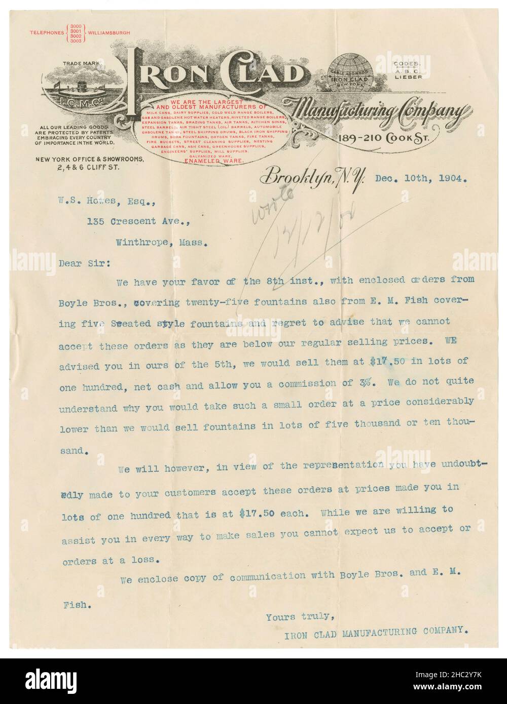 Antiker Brief aus dem Jahr 1904 auf Briefkopf der Iron Clad Manufacturing Company, bezüglich der Preise für eine kleine Bestellung von Springbrunnen. Nellie Bly, amerikanische Journalistin, war nach 1900 die Leiterin des Unternehmens. QUELLE: ORIGINAL BRIEFKOPF Stockfoto