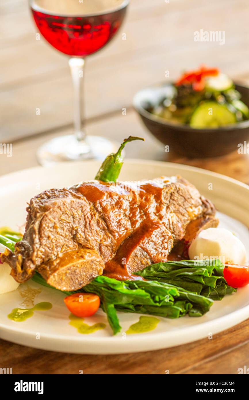 Kurze Rippe Rindfleisch kurze rippe -Fotos und -Bildmaterial in hoher Auflösung – Alamy