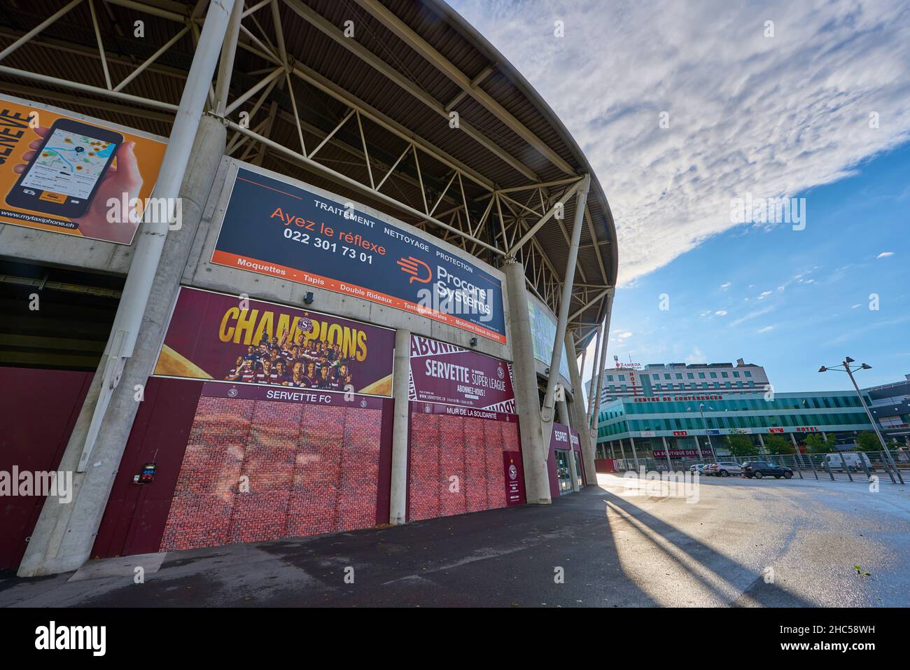 Blick auf das Genfer Stadtstadion - der offizielle Spielplatz des FC Servette Stockfoto