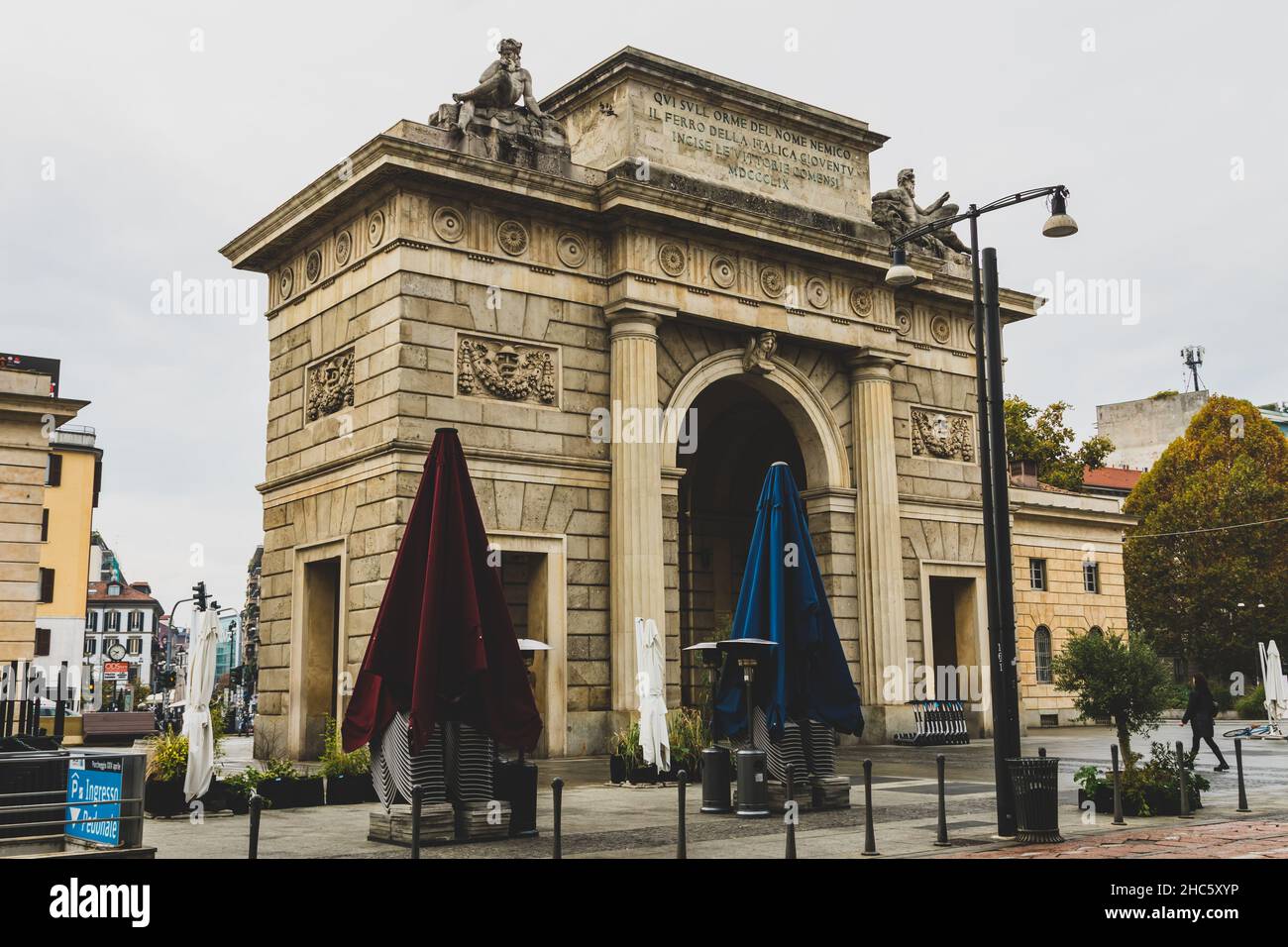 Mailand, Lombardei, Italien . 11 2021. November: Garibaldi-Tür am Ende des Corso Como Stockfoto