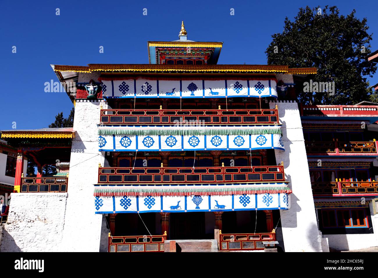 Historisches Tawang Kloster, ältestes Kloster in Indien, Vorderansicht des alten buddhistischen Klosters in Arunachal Prodesh, Nordostindien Touristenattraktio Stockfoto