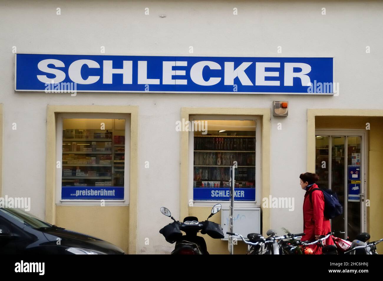 Wien, Österreich. 21. Januar 2012. Die Schlecker Drogerie feiert 2022 ihr Comeback. Patrick Landrock kündigt eine Wiedereinführung der Drogeriekette „Schlecker“ an. Stockfoto