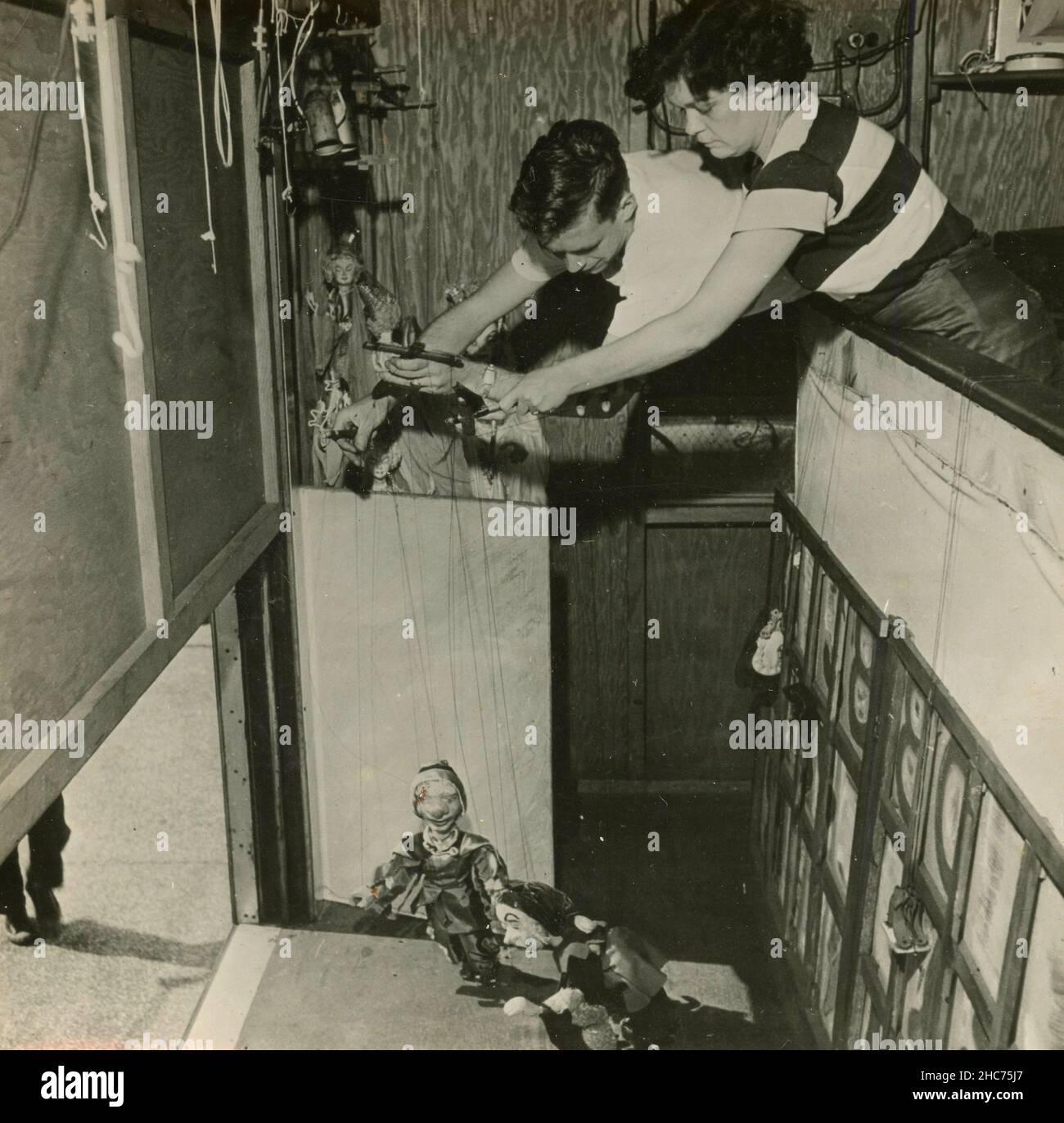 Hinter den Kulissen des Puppet Theatre, USA 1950s Stockfoto