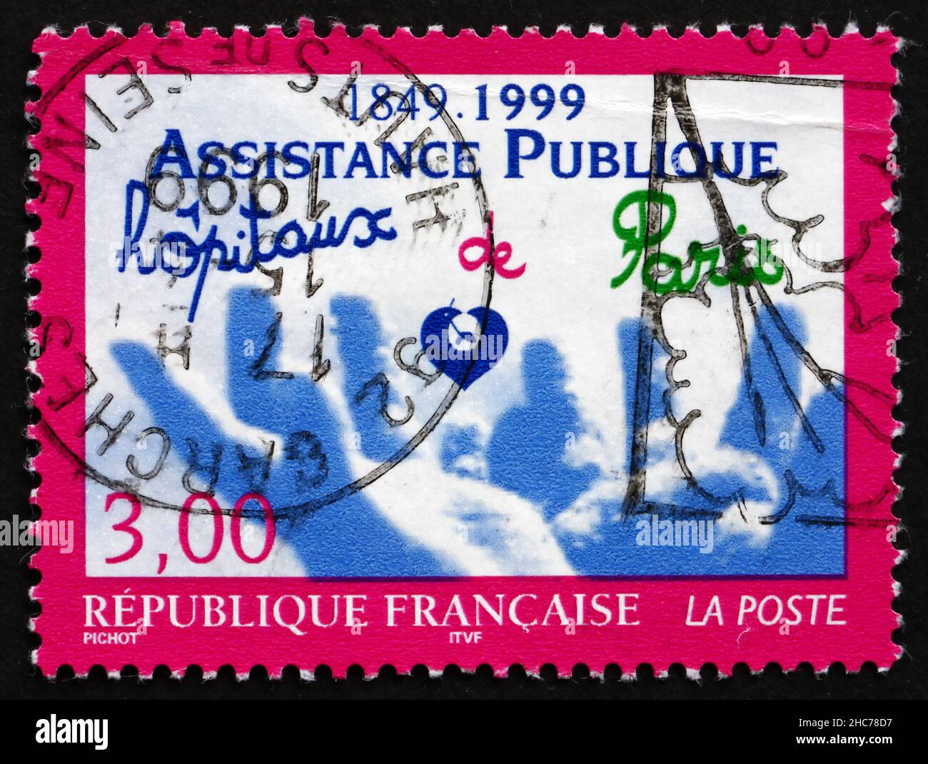 FRANKREICH - UM 1999: Eine in Frankreich gedruckte Briefmarke zeigt Hände, Krankenhaus für öffentliche Hilfe, Paris, 150th. Jahrestag, um 1999 Stockfoto