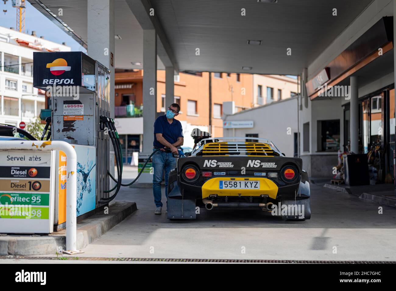 Barcelona, ​​Spain; 3. Oktober 2021: Lancia Stratos Rallye in der Tankstelle Stockfoto