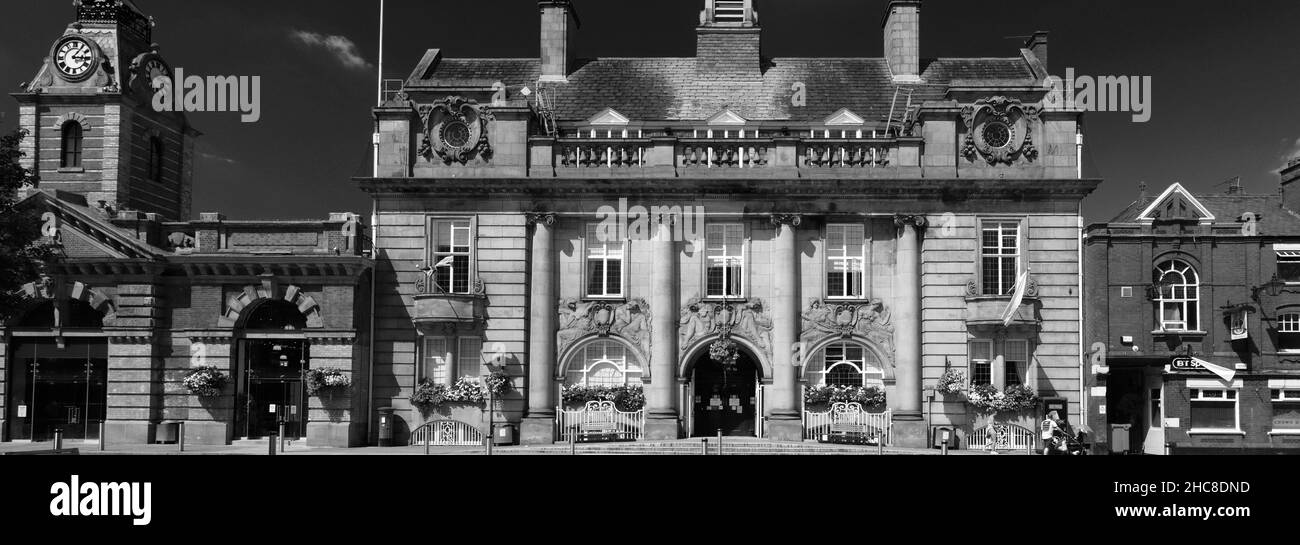 Das Registerbüro von Che-Hire East, Memorial Square, Crewe, Che-Hire, England, VEREINIGTES KÖNIGREICH Stockfoto