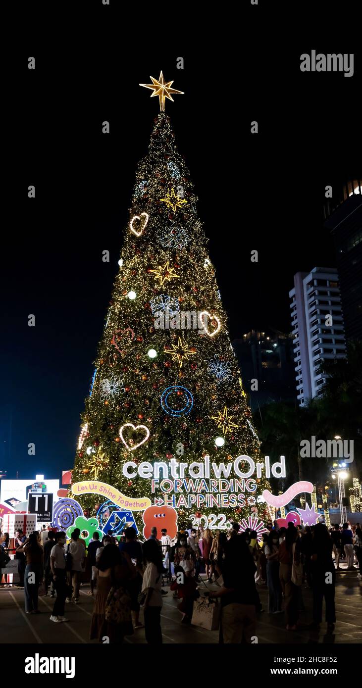 Weihnachtsdekorationen Central World Rama I Road Bangkok Thailand Nachtlichter Stockfoto