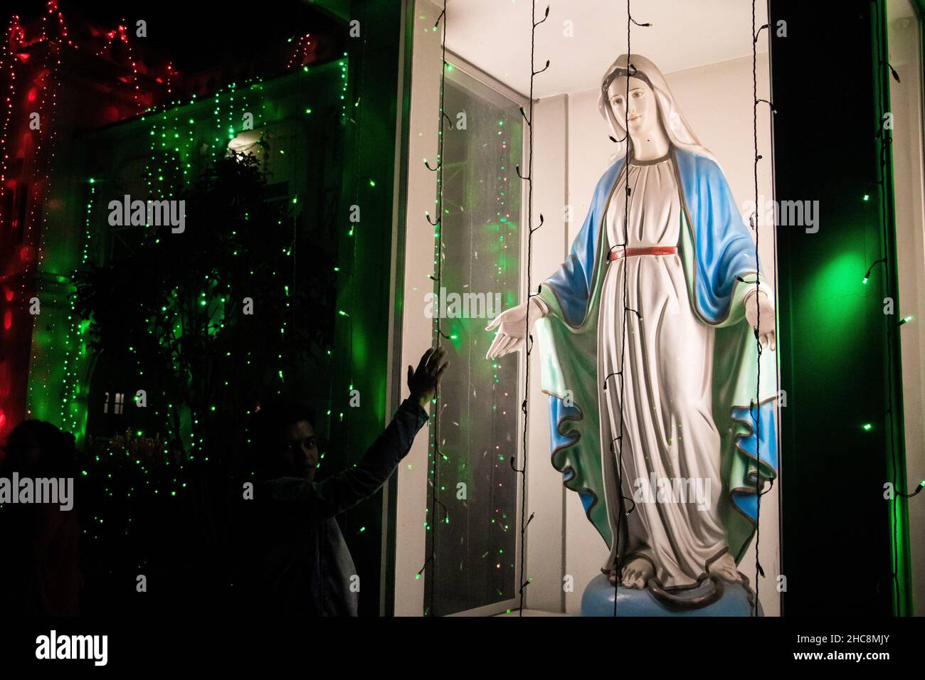 Einzigartige Bilder von fröhlichen Weihnachten 2021, Ich habe dieses Bild am 25. Dezember 2021 aus Kakrail Kirche, Dhaka, Bangladesch aufgenommen Stockfoto