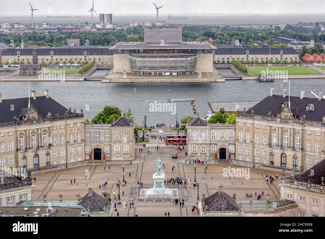 Kopenhagener Skyline des Opernhauses und des Königspalastes Amalienborg. 13. Juli 2016 Stockfoto