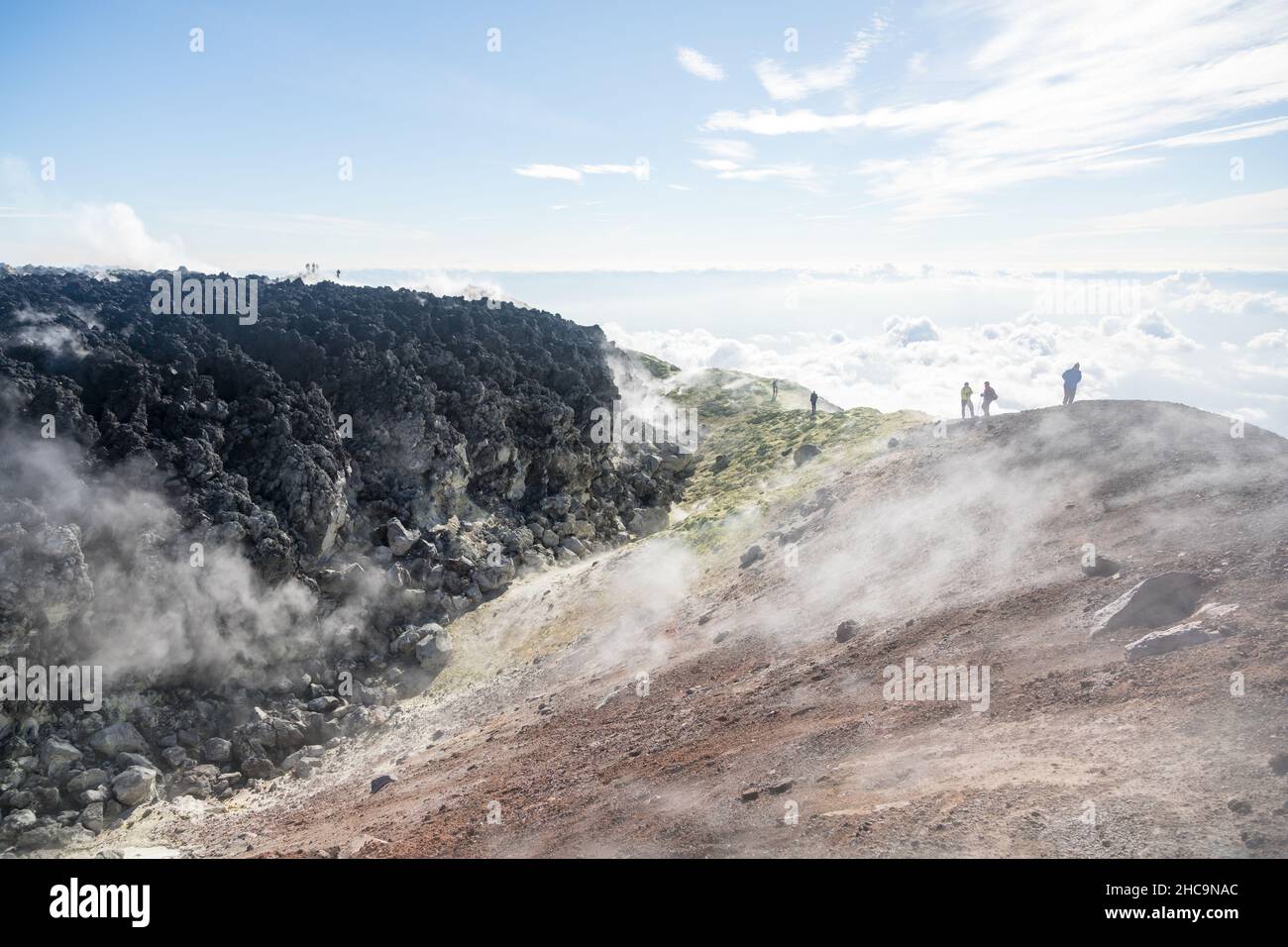 Avatschinski Vulkan, Kamtschatka Halbinsel, Russland. Ein aktiver Vulkan, nördlich der Stadt Petropavlovsk-Kamtschatsky, in der Durchflutung der Stockfoto