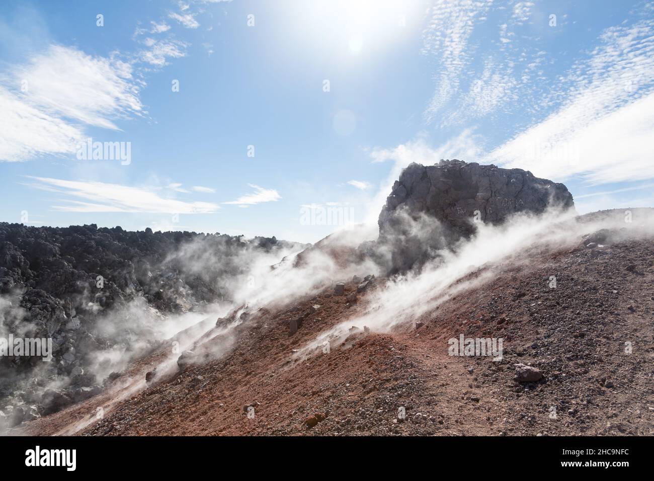 Avatschinski Vulkan, Kamtschatka Halbinsel, Russland. Ein aktiver Vulkan, nördlich der Stadt Petropavlovsk-Kamtschatsky, in der Durchflutung der Stockfoto