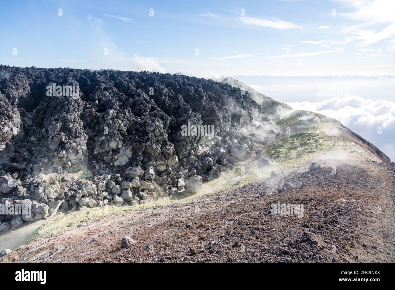 Avatschinski Vulkan, Kamtschatka Halbinsel, Russland. Ein aktiver Vulkan, nördlich der Stadt Petropavlovsk-Kamtschatsky, in der Durchflutung der Stockfoto