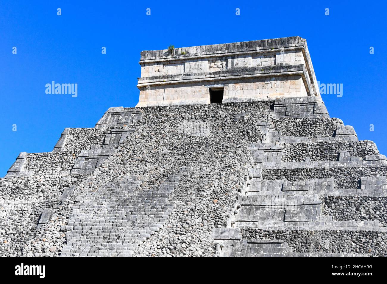 Tempel von Kukulcán (El Castillo), Chichen Itza, Maya-Ruinen, Yucatan, Mexiko Stockfoto