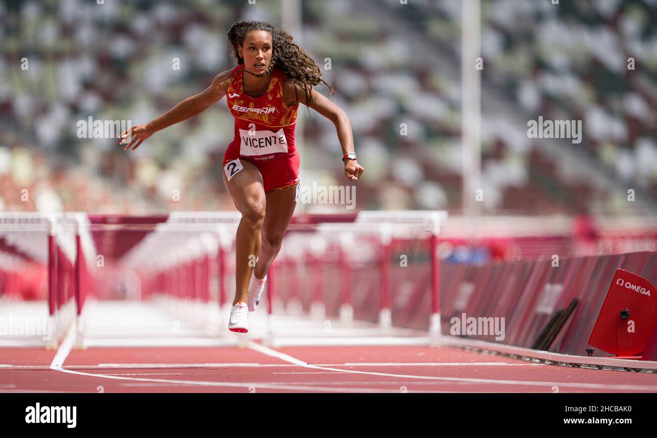 Maria vicente jump Fotos und Bildmaterial in hoher Auflösung Alamy