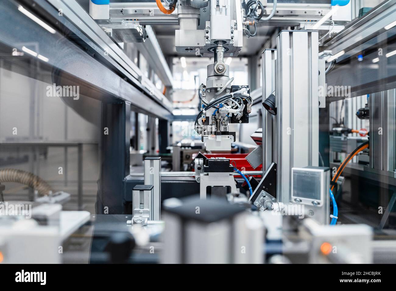 Moderne automatisierte Maschinen in der Industrie Stockfoto