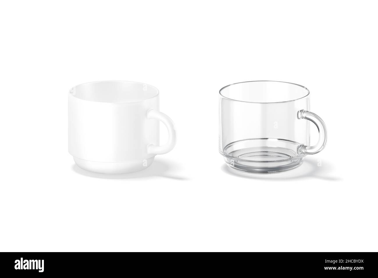 Blank Keramik und Glas 8 oz Becher Mockup Stand, Seitenansicht Stockfoto