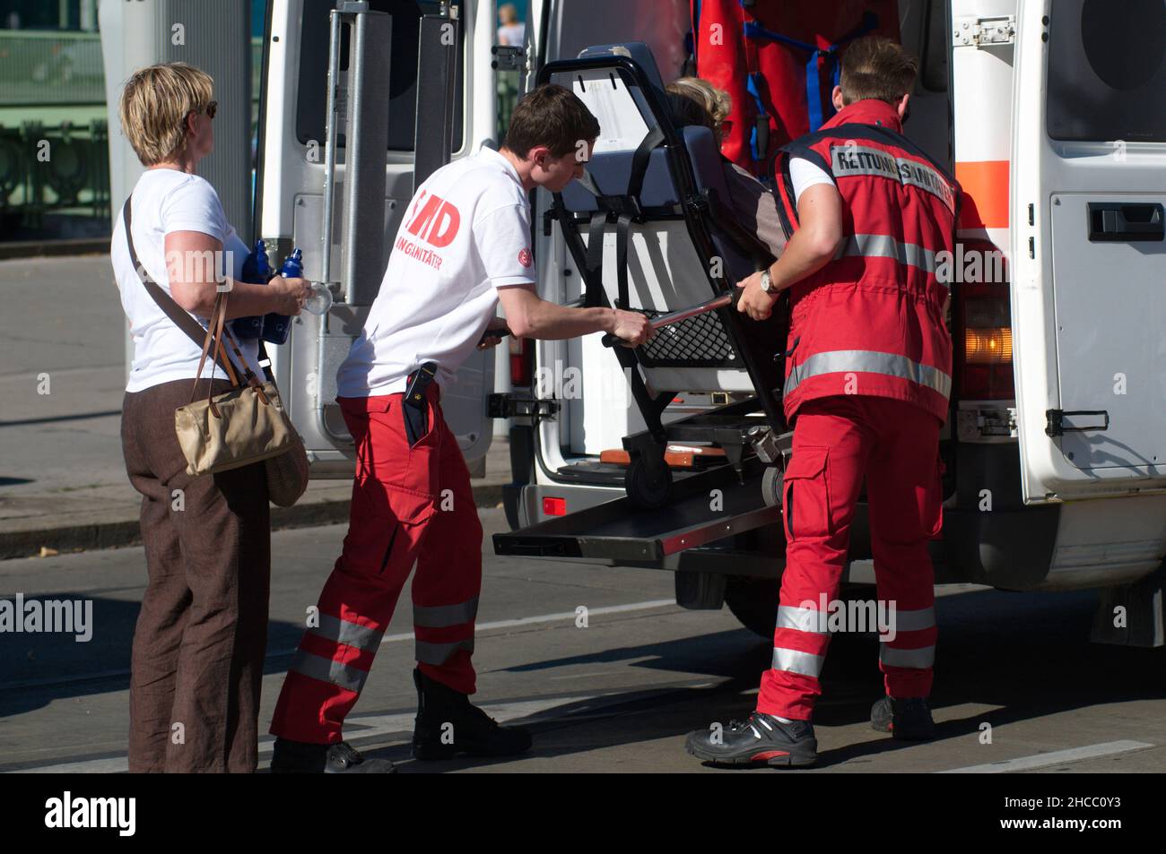 Wien, Österreich. 16. Juni 2012. Rettungseinsatz des SMD Social Medical Service Austria in Wien Stockfoto